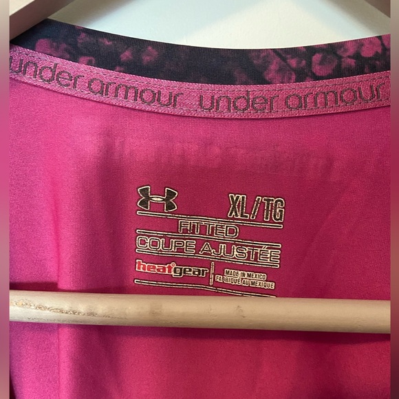 Sports top - Picture 2 of 4